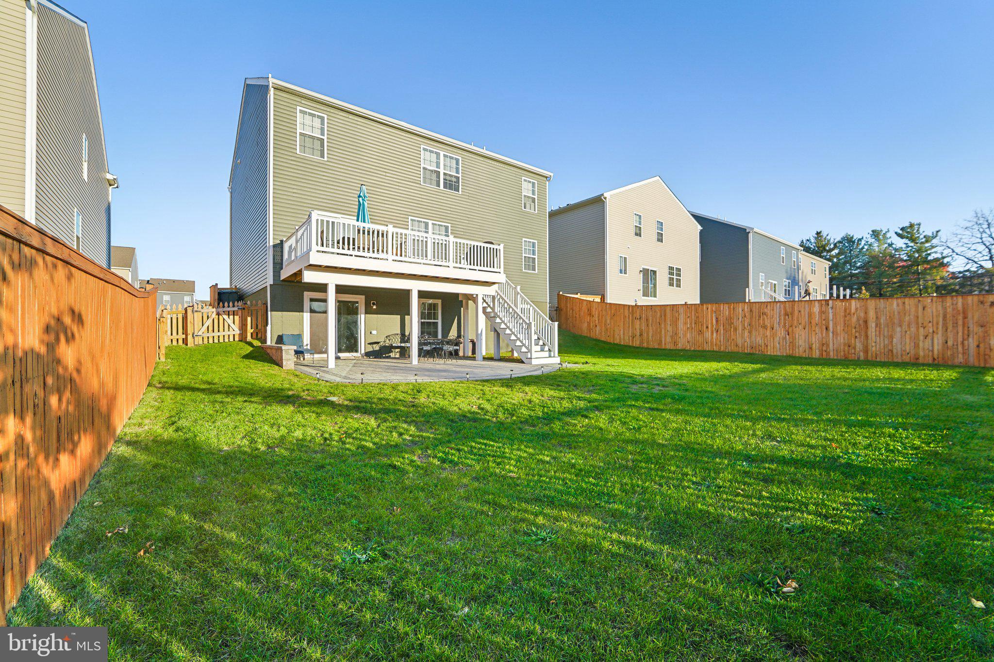 2088 Pomona Way Frederick, MD 21702 - Photo 44 of 55 a front view of house with yard