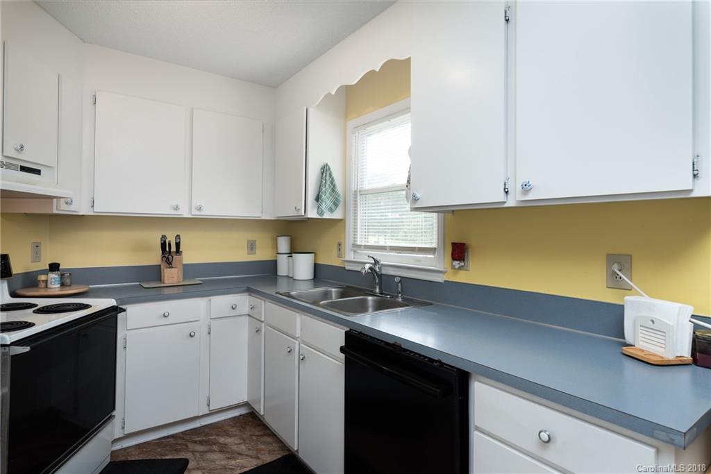 3909 Herman Sipe Road Conover, NC 28613 - Photo 11 of 24 Gallery Image 11