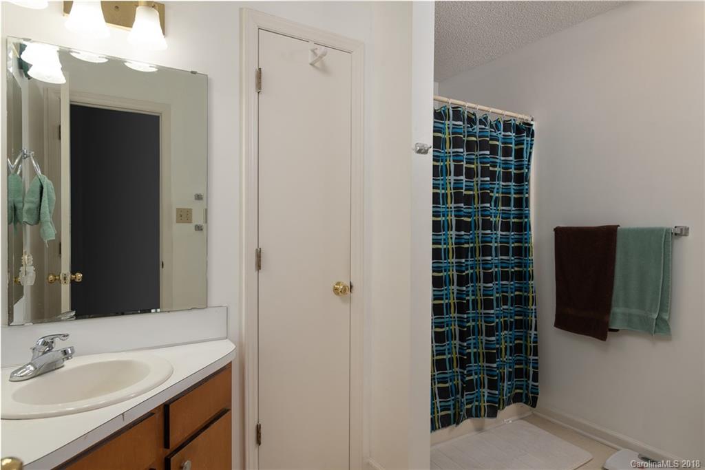 3909 Herman Sipe Road Conover, NC 28613 - Photo 13 of 24 Gallery Image 13
