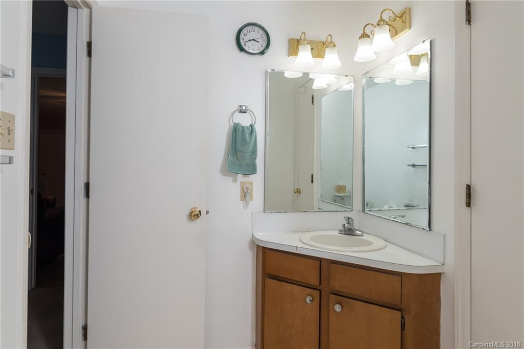 3909 Herman Sipe Road Conover, NC 28613 - Photo 14 of 24 Gallery Image 14
