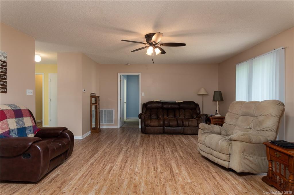 3909 Herman Sipe Road Conover, NC 28613 - Photo 6 of 24 Gallery Image 6