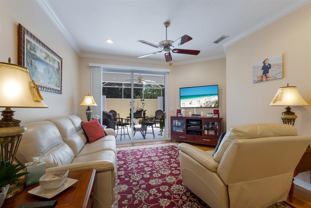 915 Barclay Court Venice, FL 34293 - Photo 9 of 28