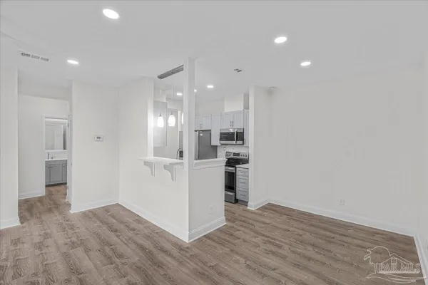 $189,000 | 601 East Burgess Road, Unit C3, Pensacola, FL 32504