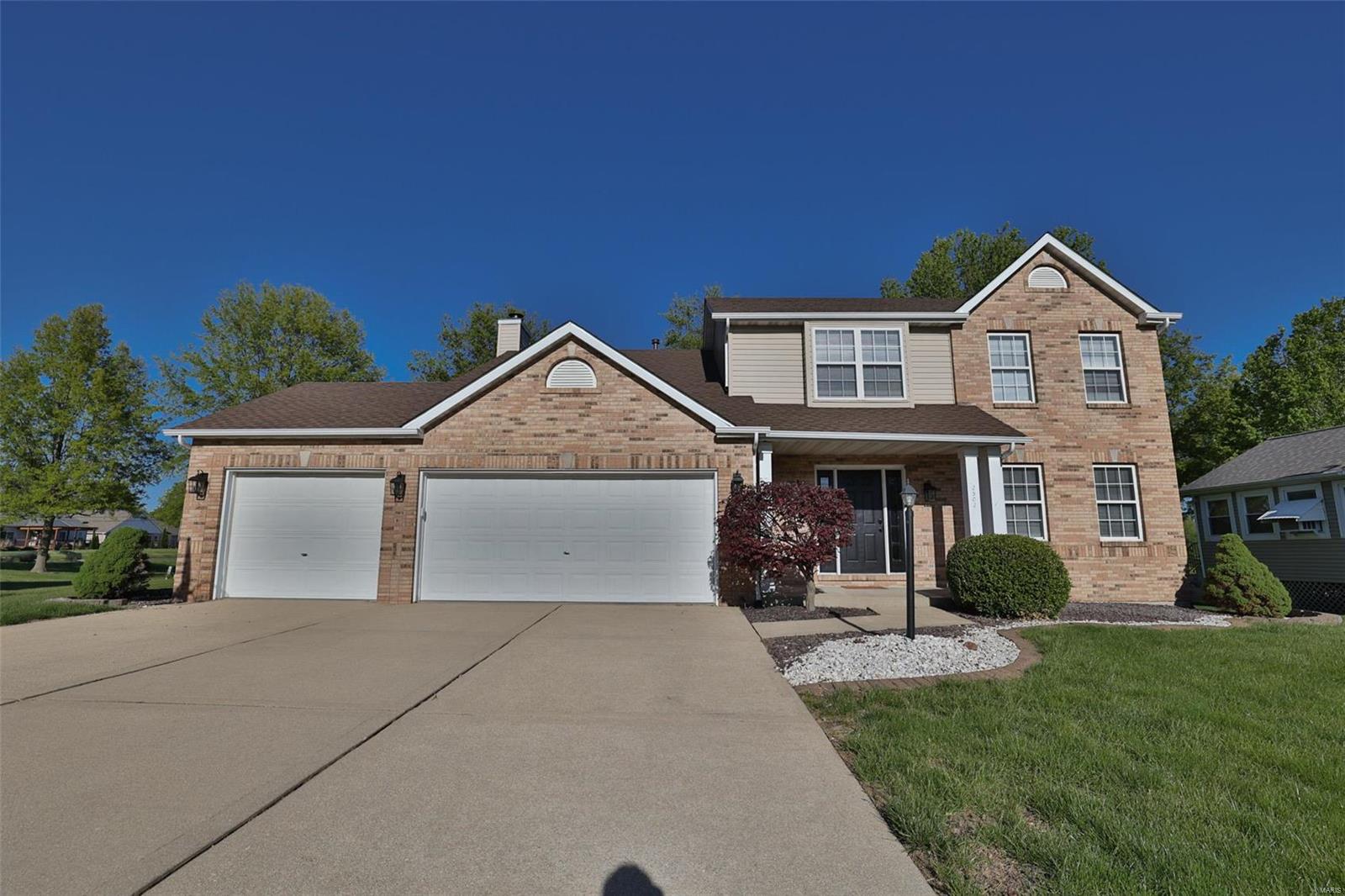 2502 Hunters Ridge Edwardsville, IL 62025 - Photo 1 of 35 Gallery Image 1