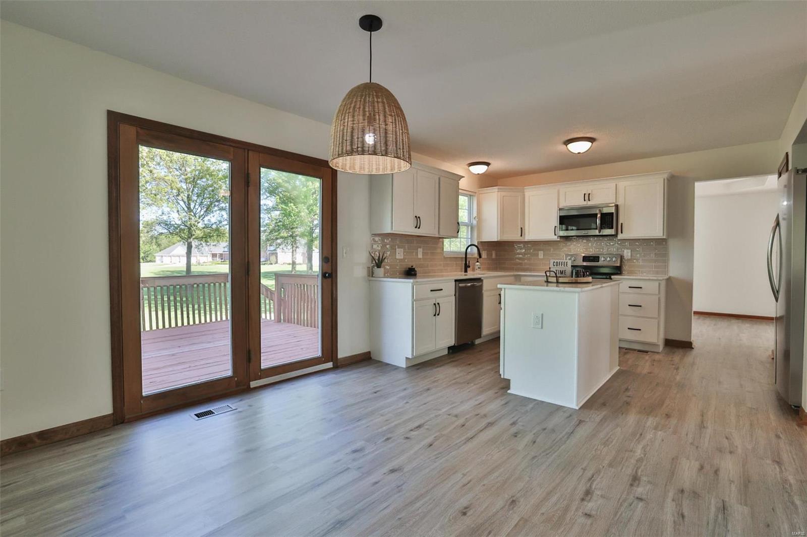 2502 Hunters Ridge Edwardsville, IL 62025 - Photo 15 of 35 Gallery Image 15