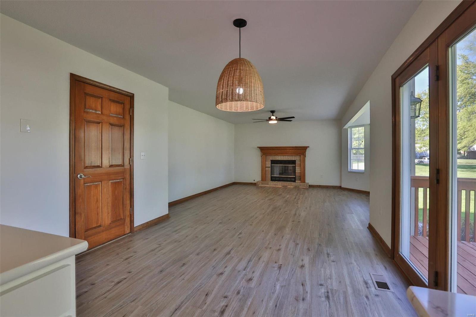 2502 Hunters Ridge Edwardsville, IL 62025 - Photo 16 of 35 Gallery Image 16
