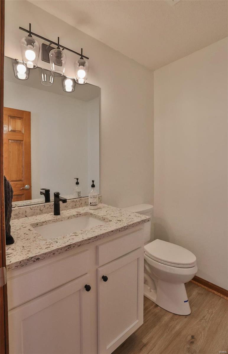 2502 Hunters Ridge Edwardsville, IL 62025 - Photo 19 of 35 Gallery Image 19