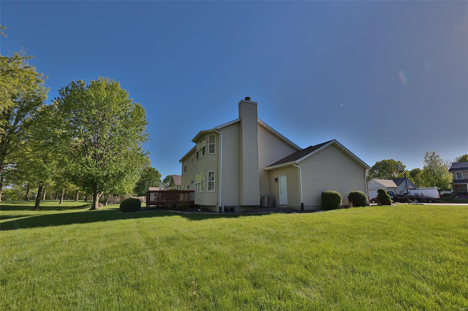 2502 Hunters Ridge Edwardsville, IL 62025 - Photo 34 of 35 Gallery Image 34