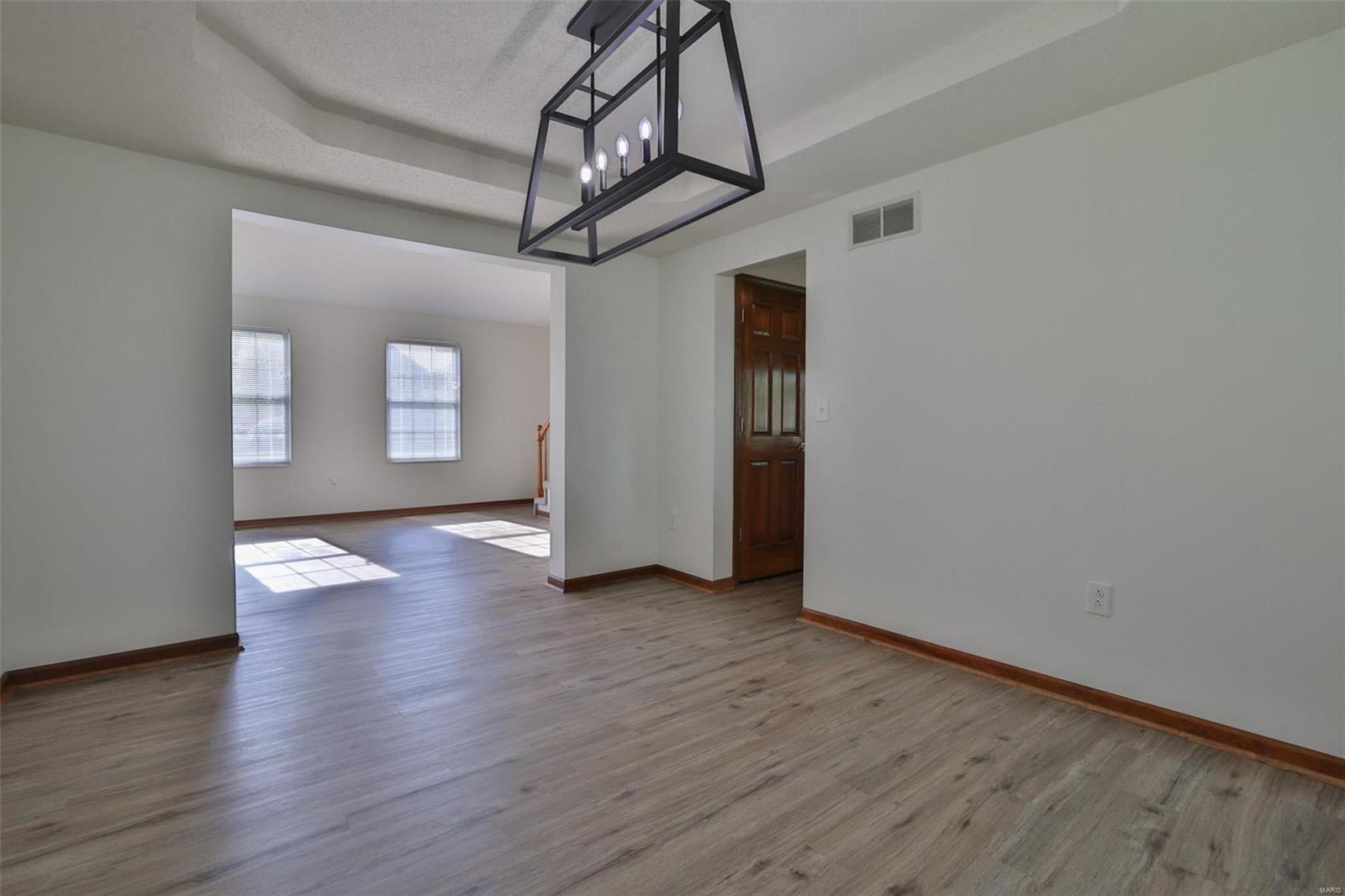 2502 Hunters Ridge Edwardsville, IL 62025 - Photo 7 of 35 Gallery Image 7