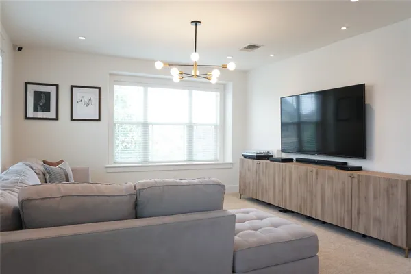 $3,300 | 8604 Capitol View Drive, Austin, TX 78747