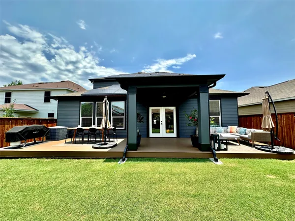 $3,300 | 8604 Capitol View Drive, Austin, TX 78747