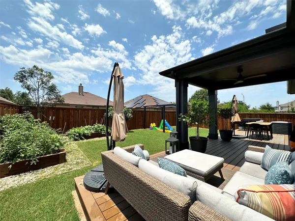 $3,300 | 8604 Capitol View Drive, Austin, TX 78747