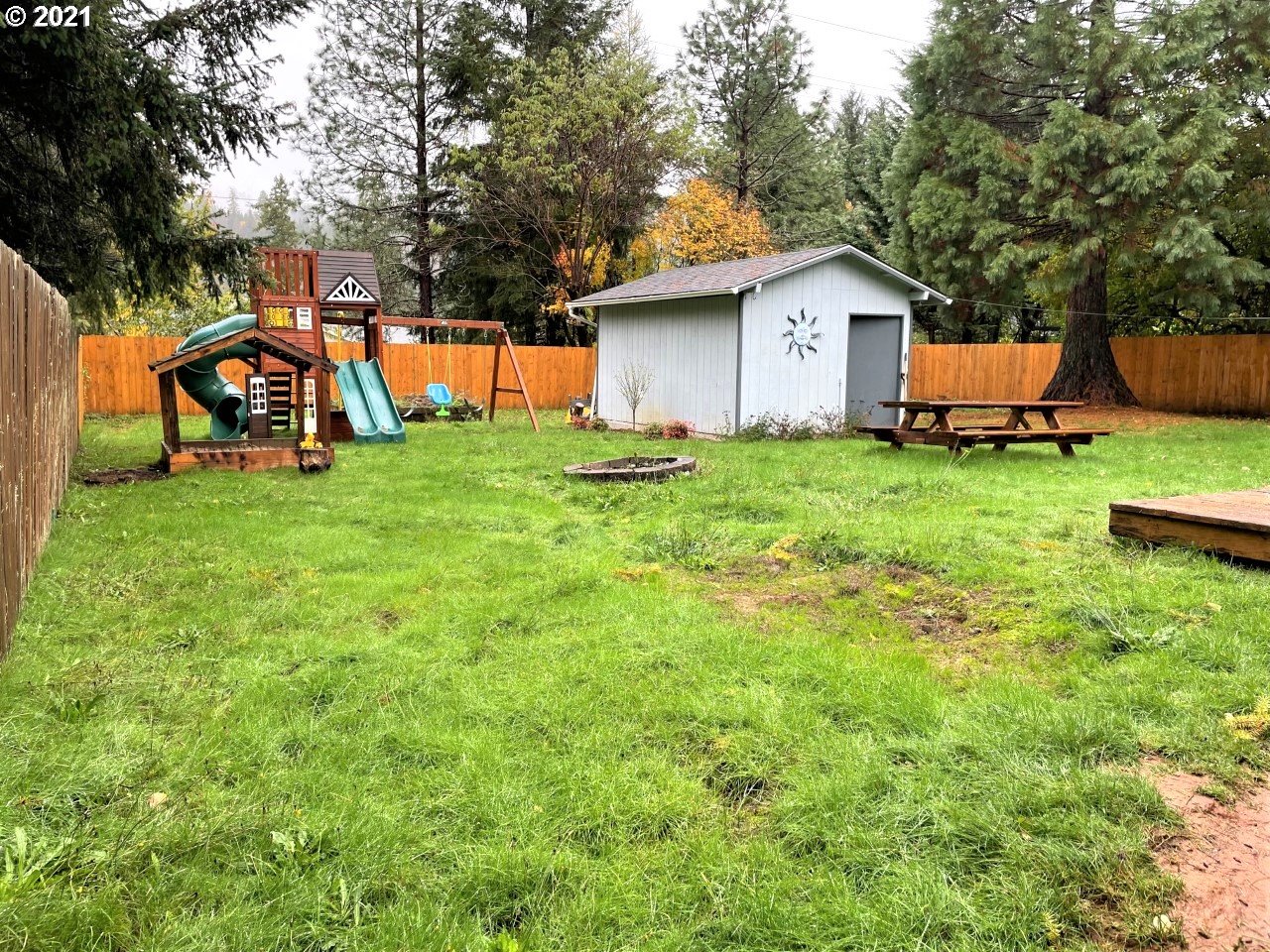 11610 1st Street Mapleton, OR 97453 - Photo 20 of 23 Gallery Image 20