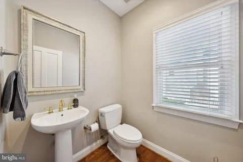 $1,850,000 | 1284 Cobble Pond Way, Vienna, VA 22182