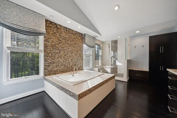 $1,850,000 | 1284 Cobble Pond Way, Vienna, VA 22182