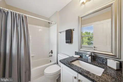 $1,850,000 | 1284 Cobble Pond Way, Vienna, VA 22182