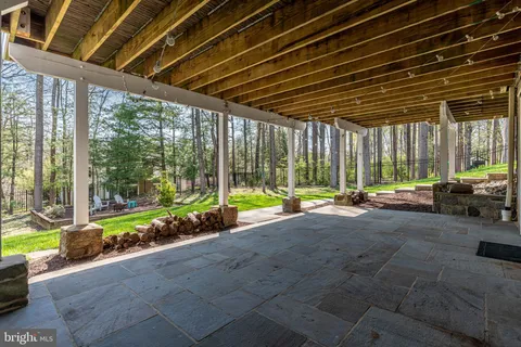 $1,850,000 | 1284 Cobble Pond Way, Vienna, VA 22182