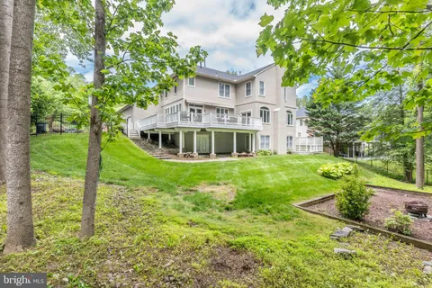 $1,850,000 | 1284 Cobble Pond Way, Vienna, VA 22182