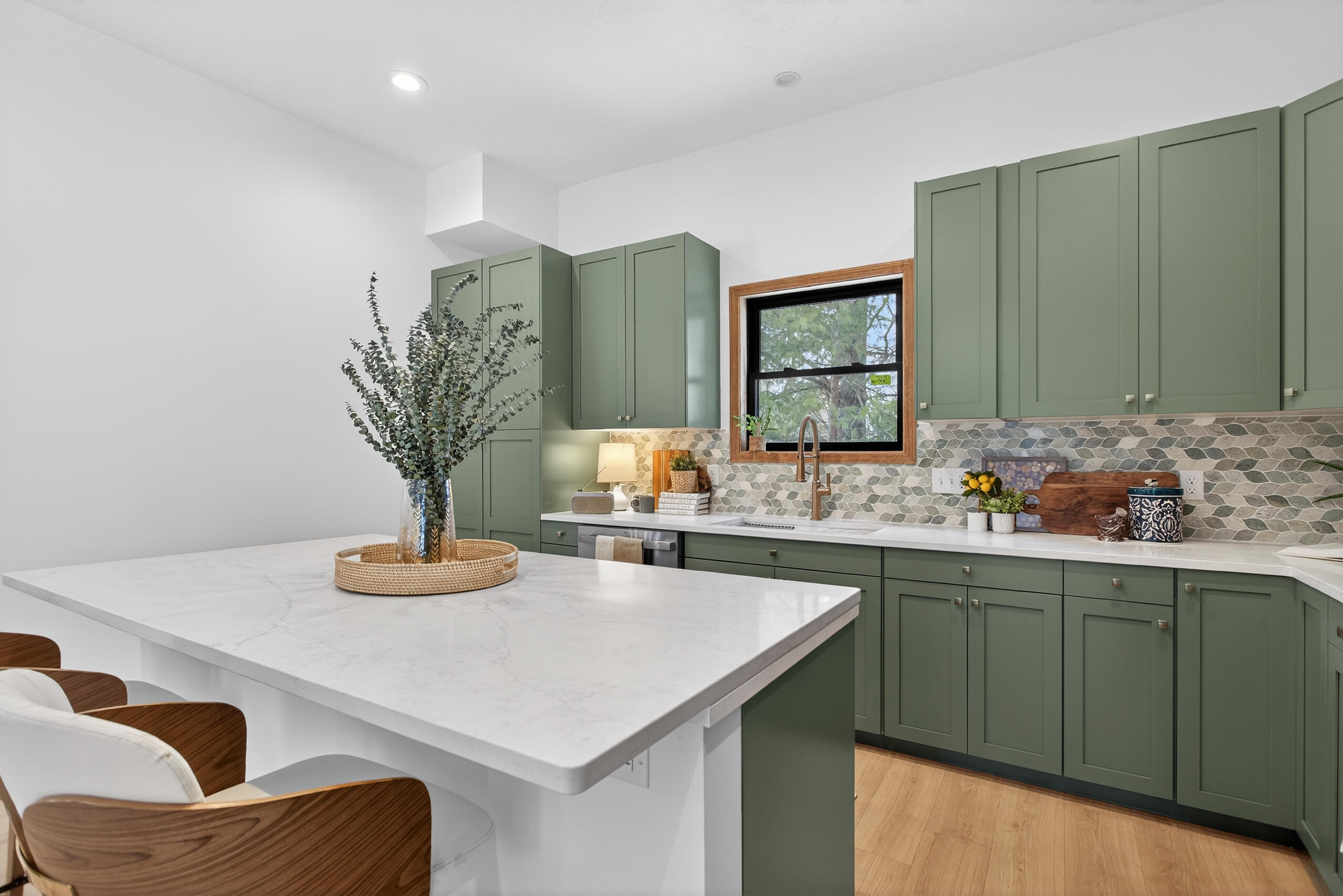 7900 Napoleon Road Jackson, MI 49201 - Photo 19 of 86 025_0N0A5136