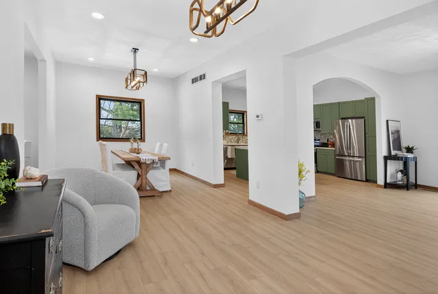 $399,900 | 7900 Napoleon Road, Jackson, MI 49201