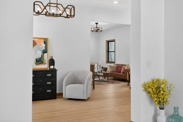 $399,900 | 7900 Napoleon Road, Jackson, MI 49201