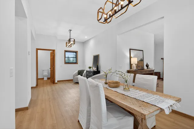 $399,900 | 7900 Napoleon Road, Jackson, MI 49201