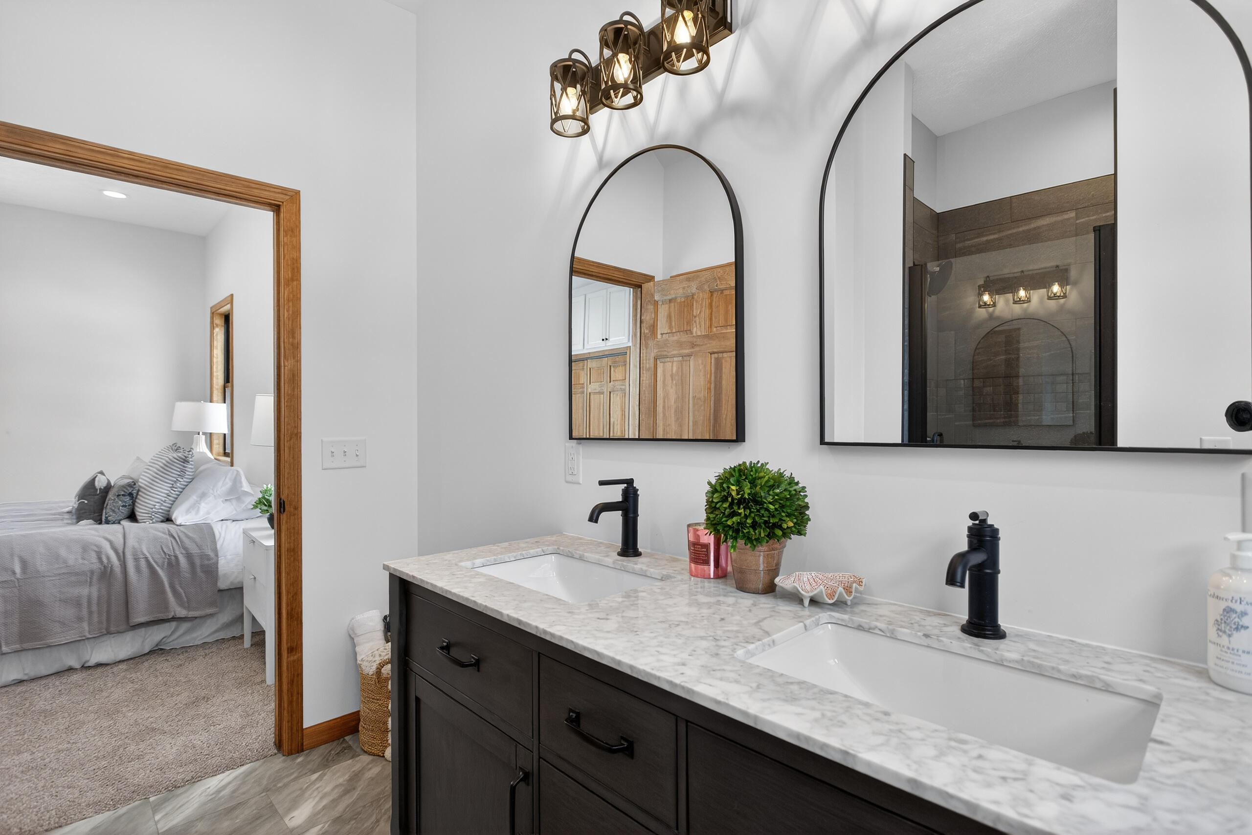 7900 Napoleon Road Jackson, MI 49201 - Photo 47 of 86 043_0N0A5193