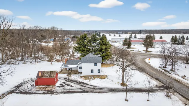 $399,900 | 7900 Napoleon Road, Jackson, MI 49201