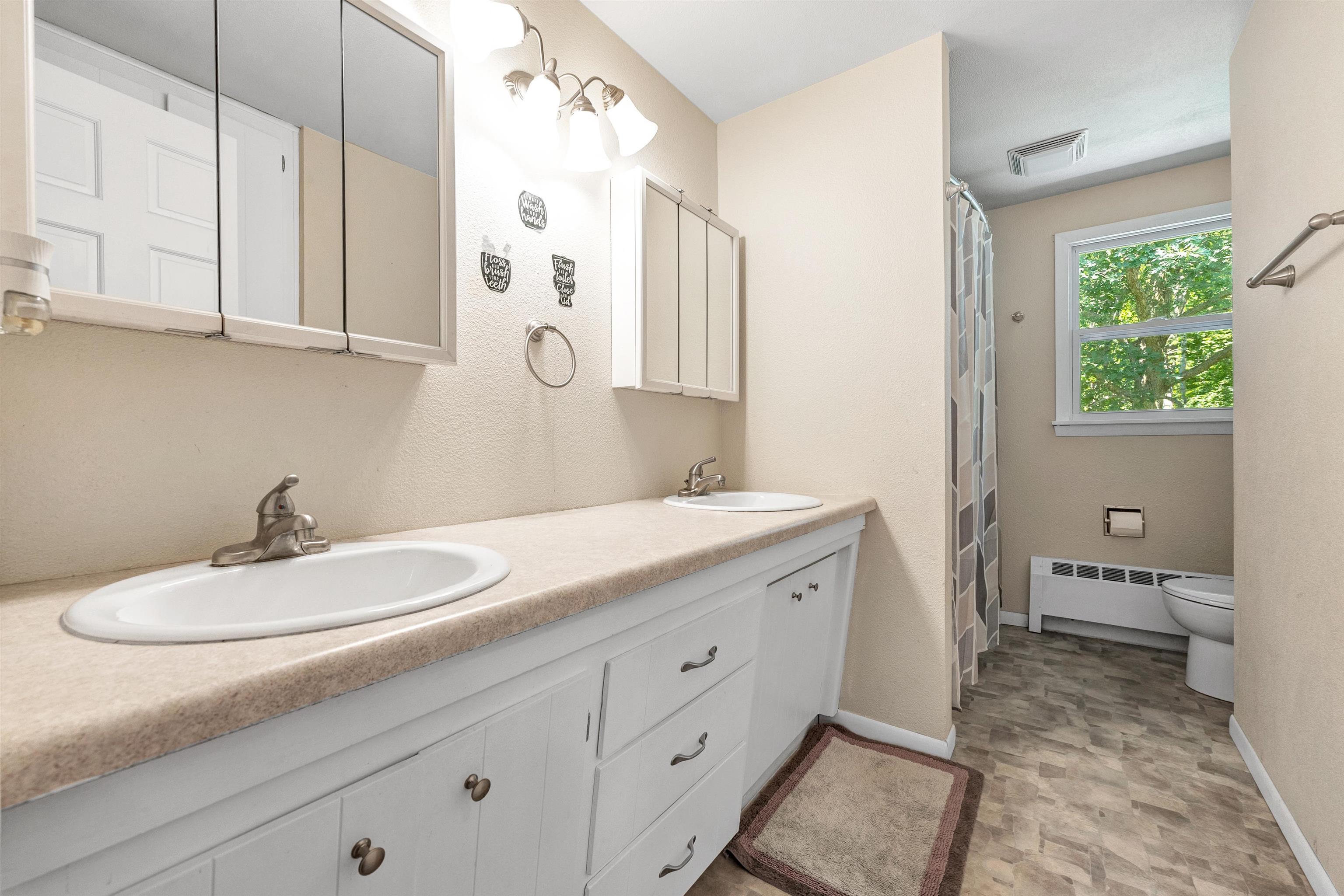 2136 9th Street Green Bay, WI 54304 - Photo 16 of 31
