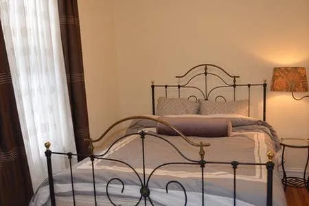 $1,950 | 2152 West Iowa Street, Unit 1, Chicago, IL 60622