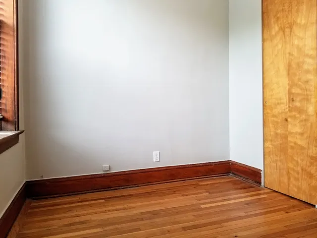 $1,950 | 2152 West Iowa Street, Unit 1, Chicago, IL 60622