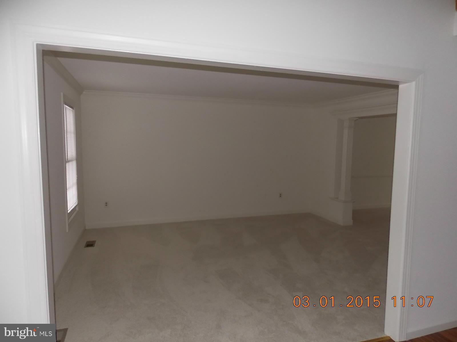 9407 Bluefield Road Springdale, MD 20706 - Photo 5 of 22 Living Room