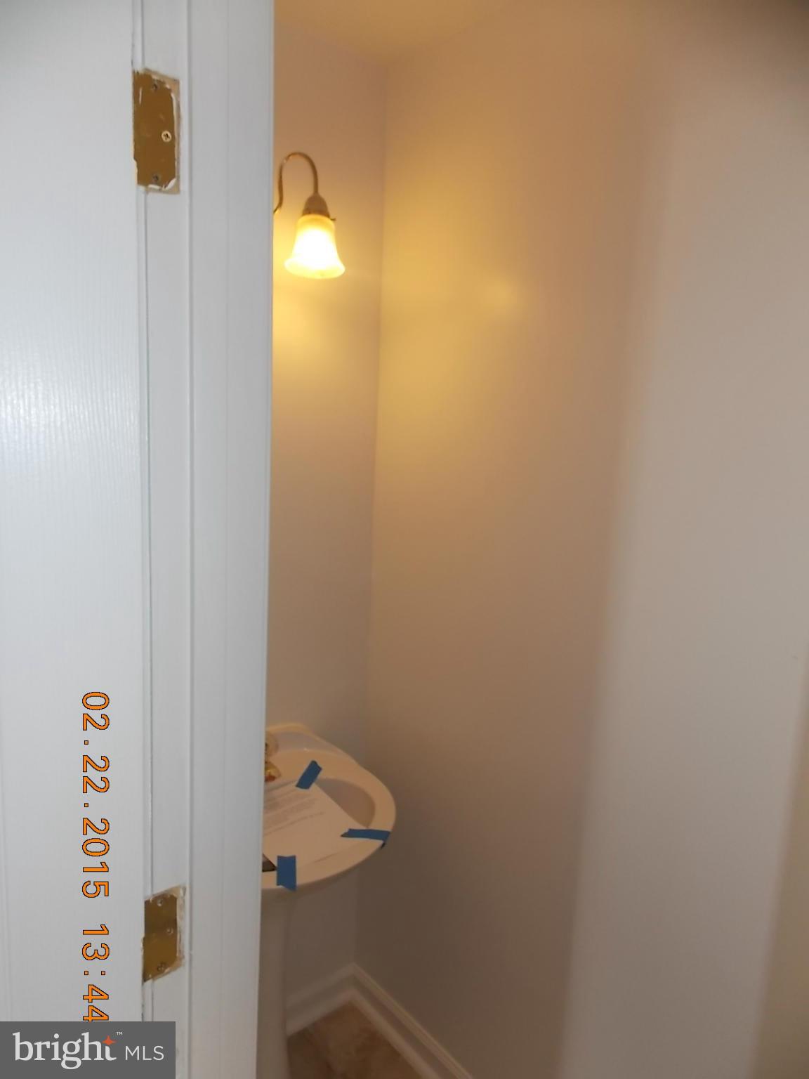 9407 Bluefield Road Springdale, MD 20706 - Photo 10 of 22 Bath