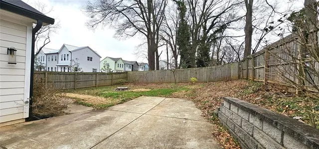 $3,900 | 1993 Memorial Drive Southeast, Atlanta, GA 30317