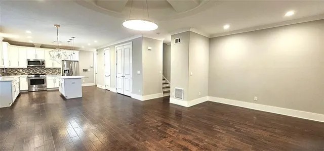 $3,900 | 1993 Memorial Drive Southeast, Atlanta, GA 30317