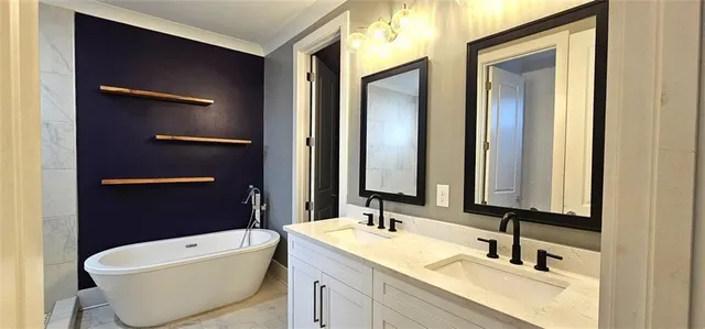 $3,900 | 1993 Memorial Drive Southeast, Atlanta, GA 30317