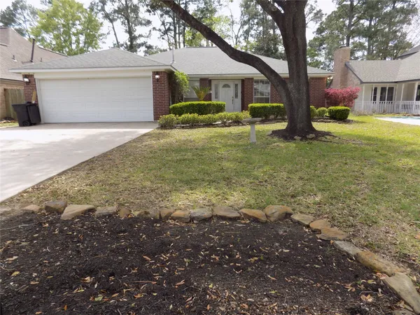$1,950 | 22623 River Birch Drive, Tomball, TX 77375