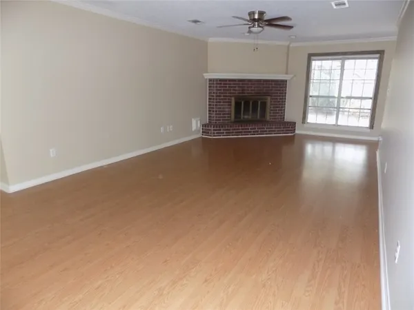 $2,100 | 22623 River Birch Drive, Tomball, TX 77375
