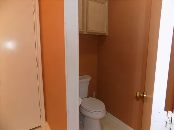 $1,950 | 22623 River Birch Drive, Tomball, TX 77375