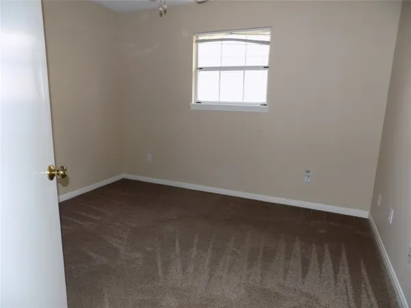 $1,950 | 22623 River Birch Drive, Tomball, TX 77375