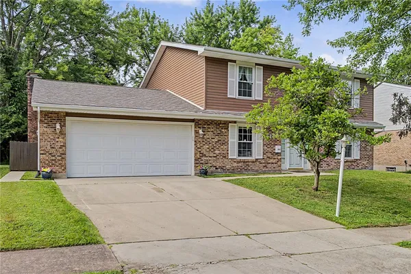 $300,000 | 4140 Beech Tree Court, Dayton, OH 45424