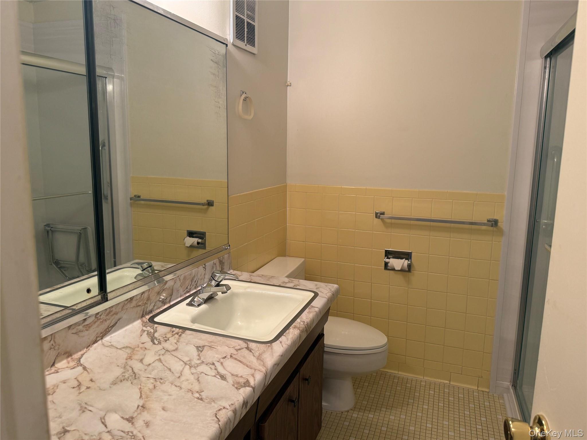 1840 Crompond Road, Unit 7D4 Peekskill, NY 10566 - Photo 18 of 23