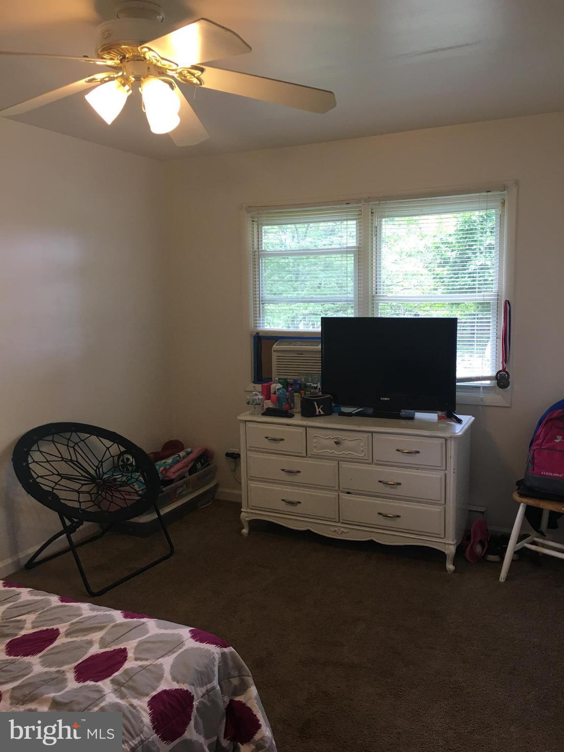 16825 Hardy Road Mount Airy, MD 21771 - Photo 13 of 23 2 of 4 Bedroom