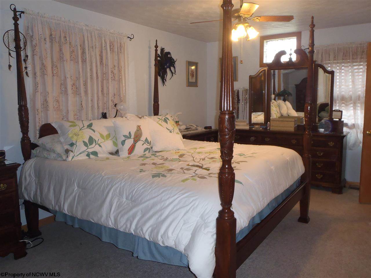 663 Shumaker Road Thornton, WV 26440 - Photo 5 of 20 Gallery Image 5