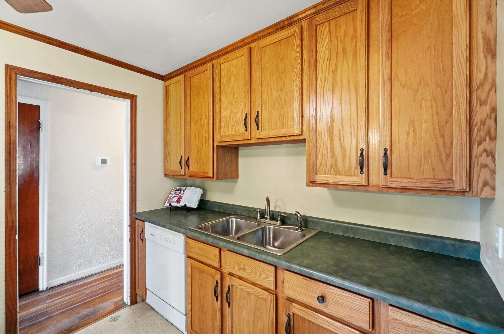 260 West 2nd Street Springfield, OH 45504 - Photo 25 of 53 025