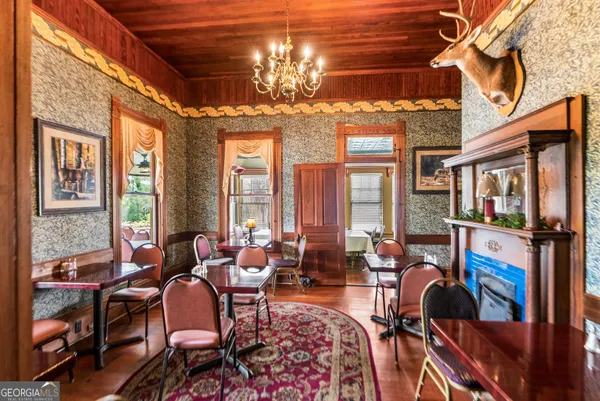 a living room filled with furniture