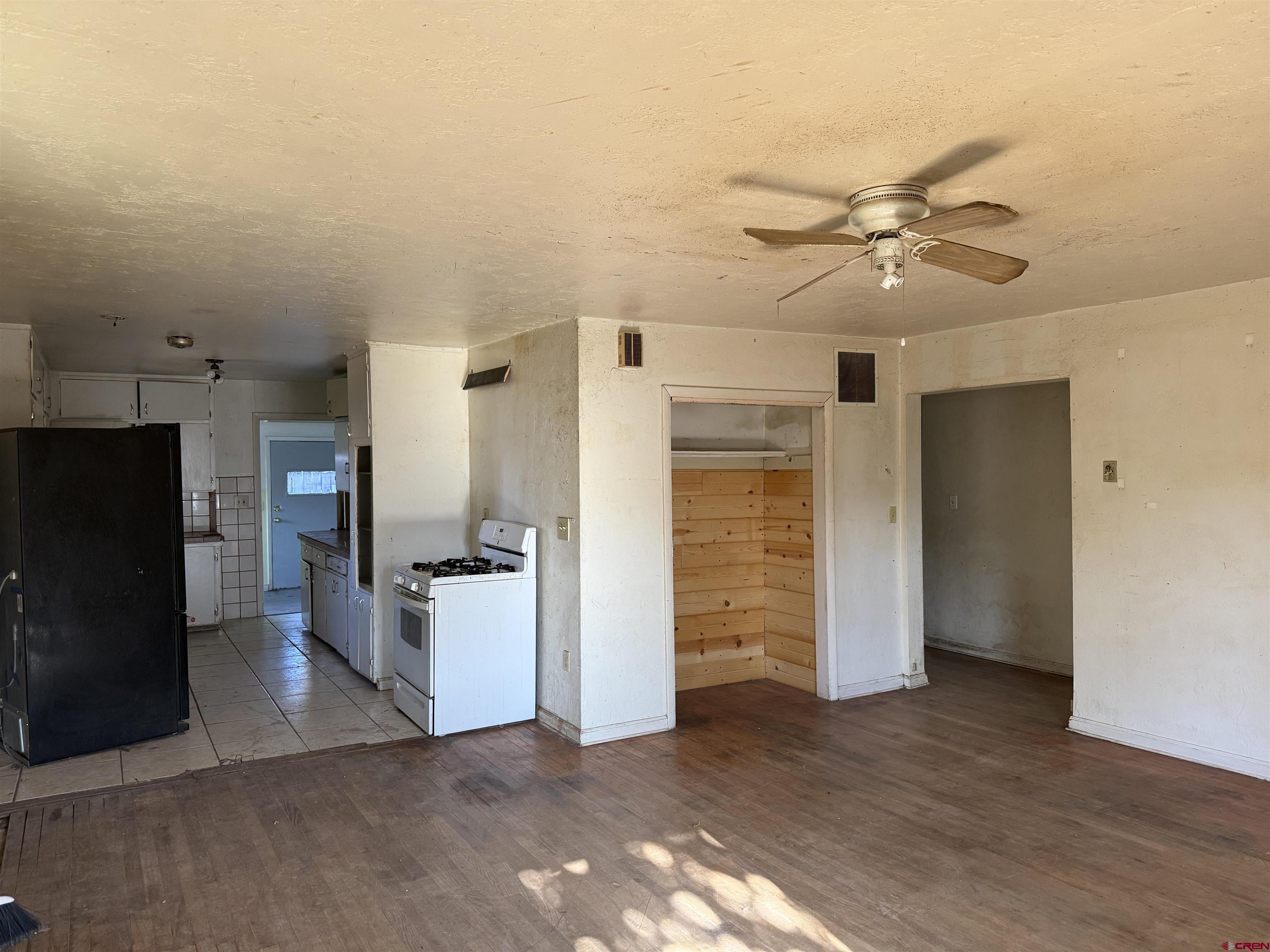 532 Spring Creek Road Montrose, CO 81403 - Photo 5 of 26