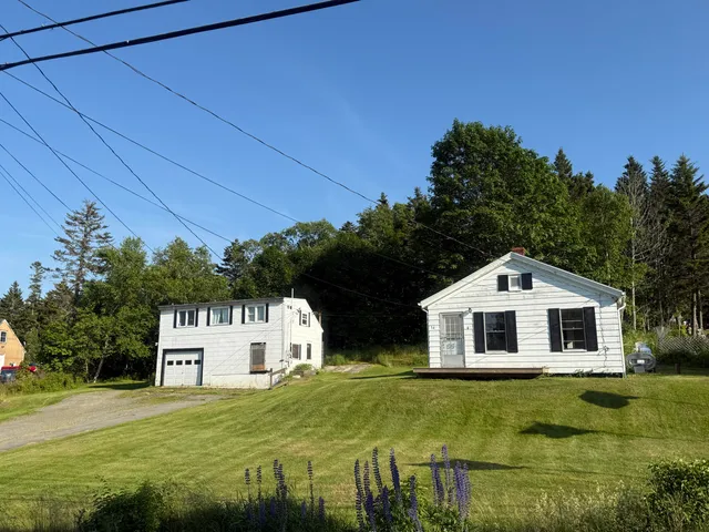 $298,000 | 36 Green Head Road, Stonington, ME 04681