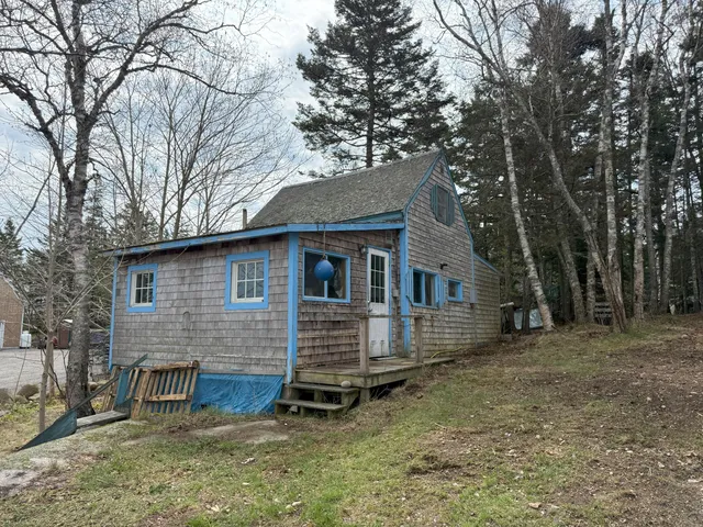 $298,000 | 36 Green Head Road, Stonington, ME 04681