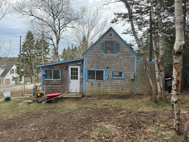 $298,000 | 36 Green Head Road, Stonington, ME 04681